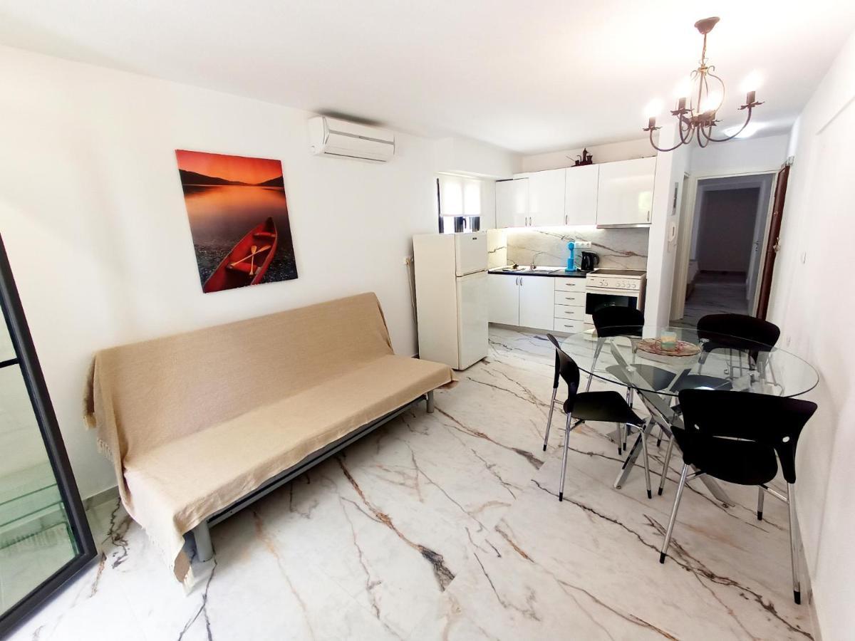 Salonikiou Beach Apartments Akti Salonikiou エクステリア 写真