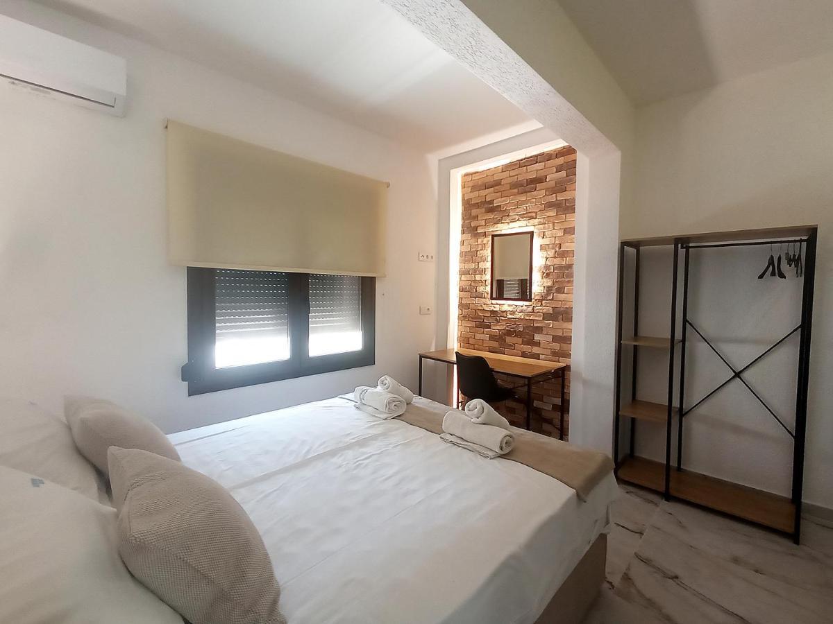 Salonikiou Beach Apartments Akti Salonikiou エクステリア 写真