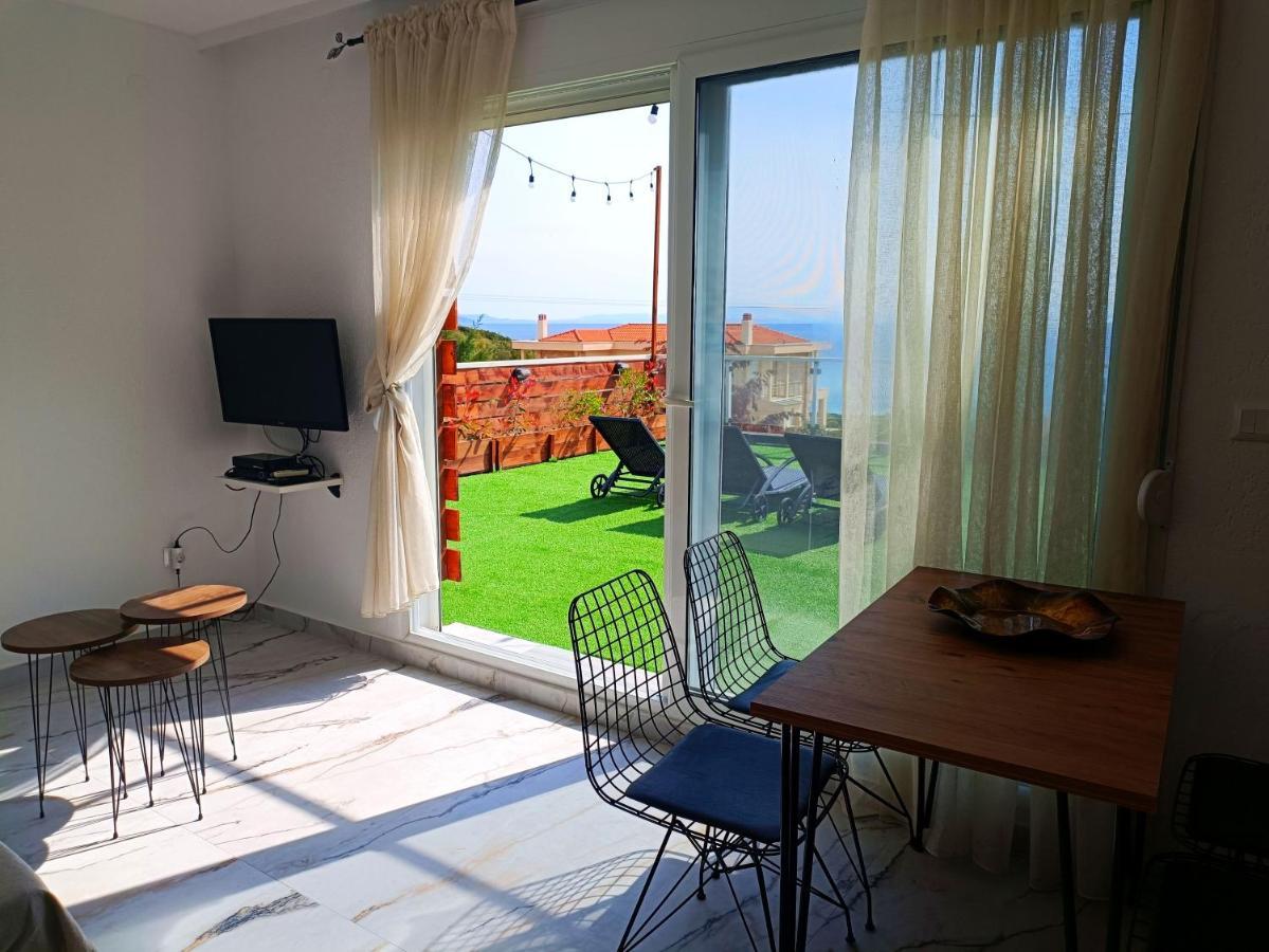 Salonikiou Beach Apartments Akti Salonikiou エクステリア 写真