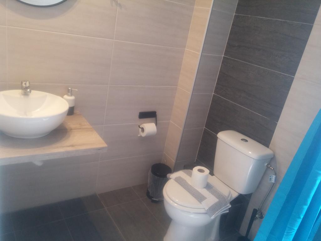 Salonikiou Beach Apartments Akti Salonikiou エクステリア 写真